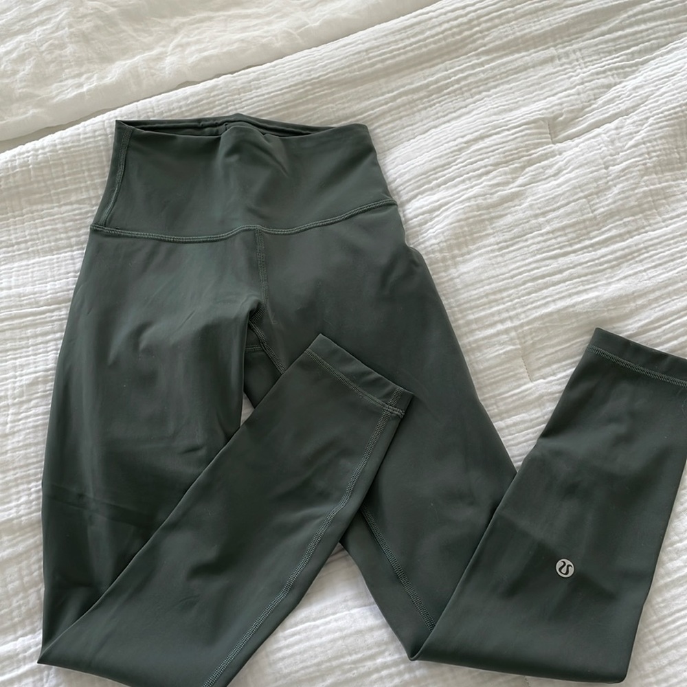 Lululemon Training Wunder train green leggings size 4